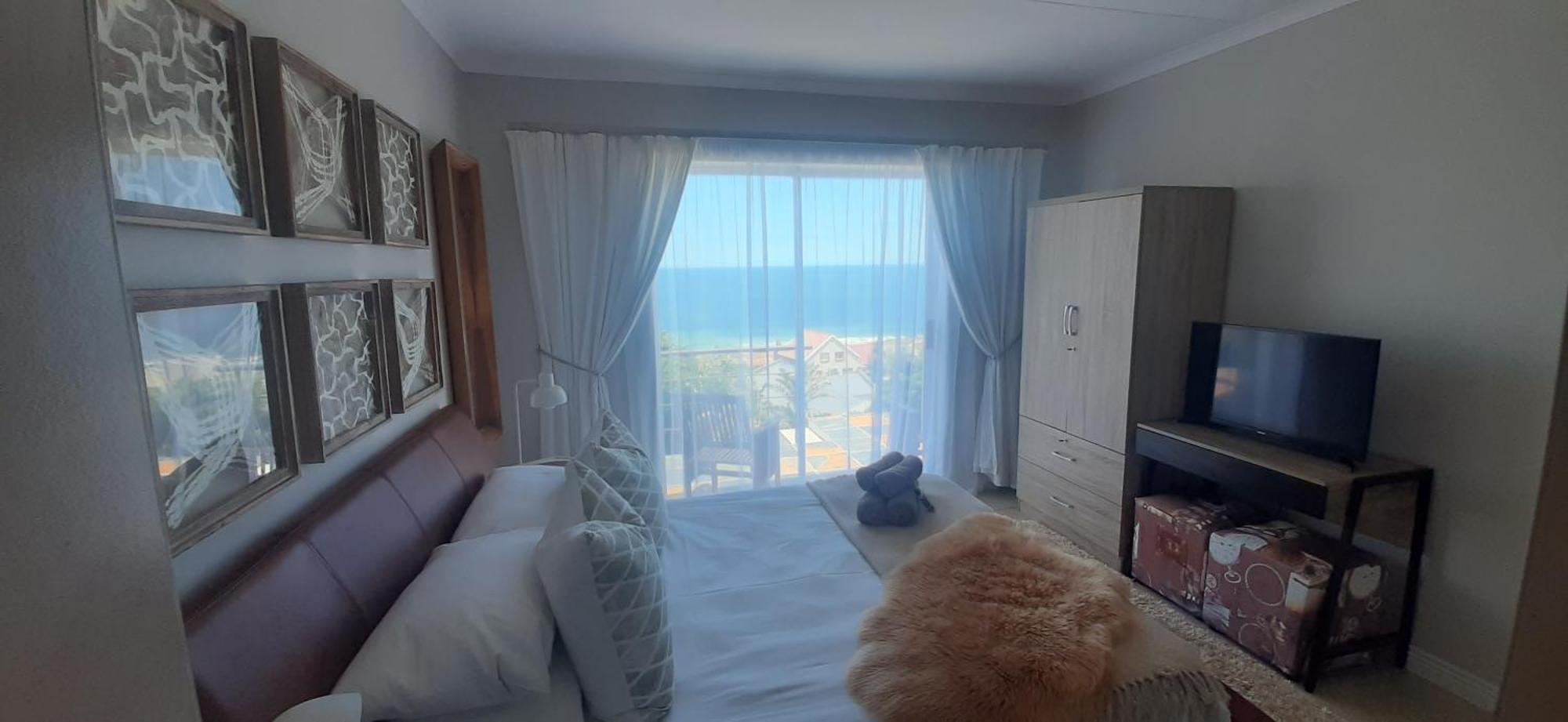 Beachview Guest Suites Port Elizabeth Exterior photo